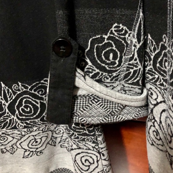 SM Top & Jacket matching Set! - Picture 5 of 7